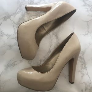 Guess Patent Nude Platform Pumps